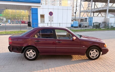 Mercedes-Benz C-Класс, 1995 год, 350 000 рублей, 4 фотография