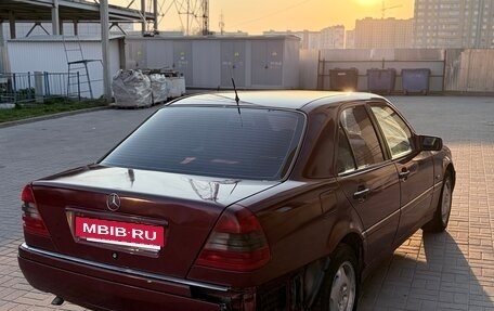 Mercedes-Benz C-Класс, 1995 год, 350 000 рублей, 5 фотография