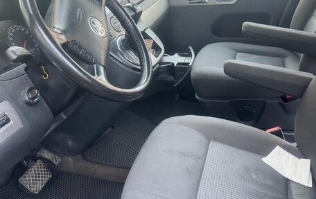 Volkswagen Multivan T5, 2004 год, 1 250 000 рублей, 9 фотография