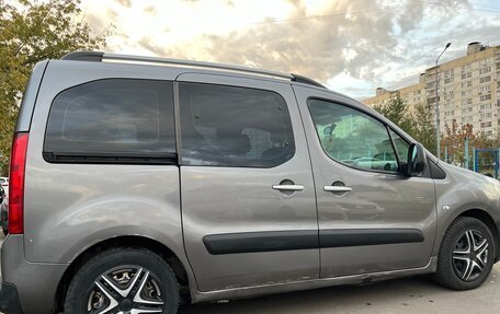 Peugeot Partner II рестайлинг 2, 2011 год, 400 000 рублей, 6 фотография