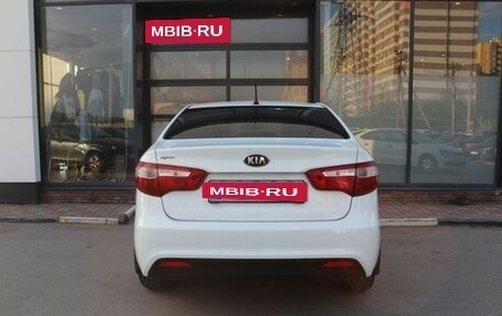 KIA Rio III рестайлинг, 2013 год, 650 000 рублей, 4 фотография