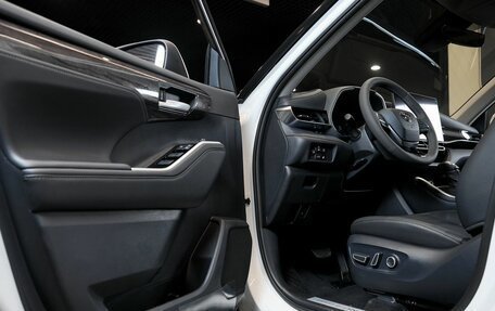 Toyota Highlander, 2026 год, 5 700 000 рублей, 17 фотография