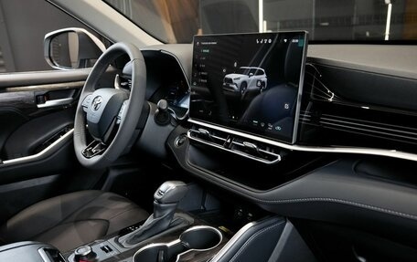Toyota Highlander, 2026 год, 5 700 000 рублей, 15 фотография