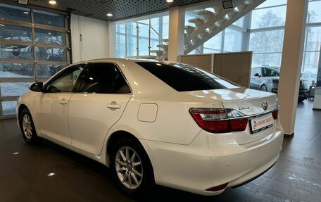 Toyota Camry, 2017 год, 1 798 400 рублей, 5 фотография