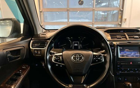 Toyota Camry, 2017 год, 1 798 400 рублей, 10 фотография