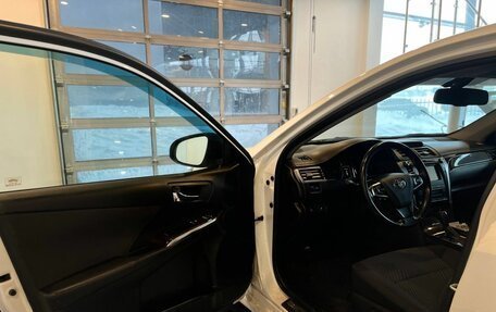 Toyota Camry, 2017 год, 1 798 400 рублей, 16 фотография