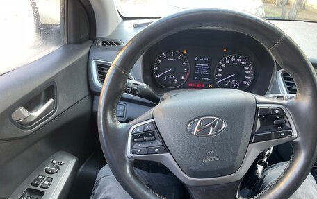 Hyundai Solaris II рестайлинг, 2018 год, 1 190 000 рублей, 11 фотография