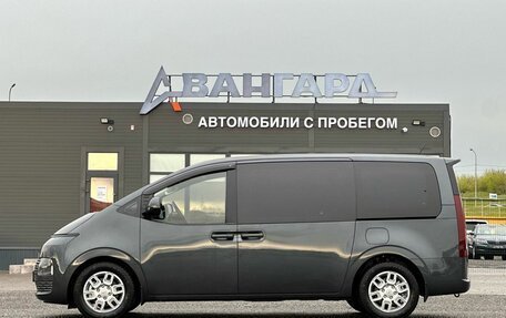 Hyundai Staria, 2021 год, 4 650 000 рублей, 2 фотография