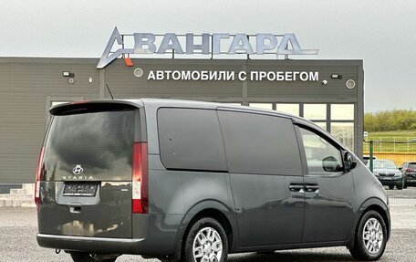 Hyundai Staria, 2021 год, 4 650 000 рублей, 5 фотография