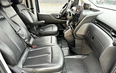 Hyundai Staria, 2021 год, 4 650 000 рублей, 26 фотография