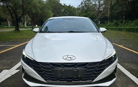 Hyundai Elantra, 2022 год, 1 562 000 рублей, 3 фотография
