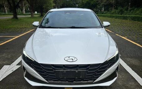 Hyundai Elantra, 2022 год, 1 562 000 рублей, 13 фотография