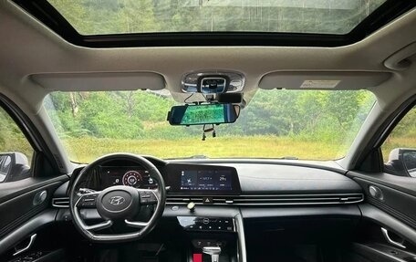 Hyundai Elantra, 2022 год, 1 562 000 рублей, 16 фотография