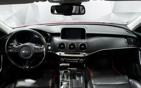 KIA Stinger I, 2019 год, 2 266 000 рублей, 12 фотография