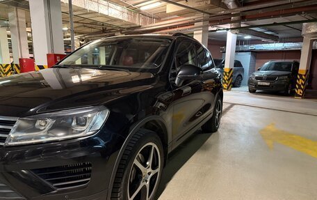Volkswagen Touareg III, 2017 год, 3 200 000 рублей, 10 фотография