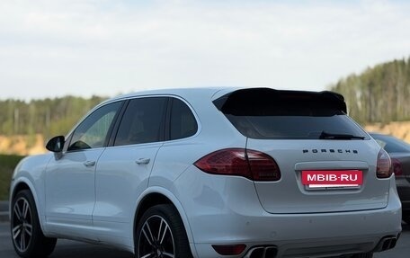 Porsche Cayenne III, 2012 год, 2 270 000 рублей, 13 фотография