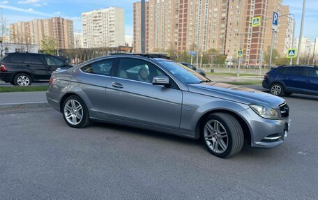 Mercedes-Benz C-Класс, 2011 год, 1 300 000 рублей, 3 фотография