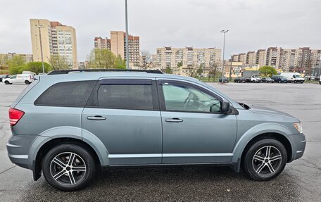 Dodge Journey I, 2010 год, 950 000 рублей, 2 фотография
