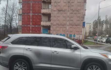 Toyota Highlander III, 2015 год, 2 400 000 рублей, 14 фотография