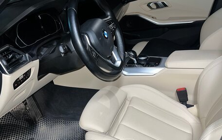 BMW 3 серия, 2021 год, 3 300 000 рублей, 3 фотография