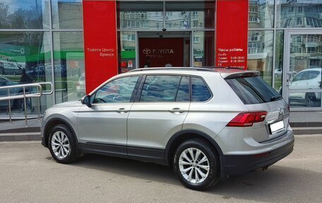 Volkswagen Tiguan II, 2019 год, 2 590 000 рублей, 7 фотография