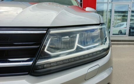 Volkswagen Tiguan II, 2019 год, 2 590 000 рублей, 9 фотография