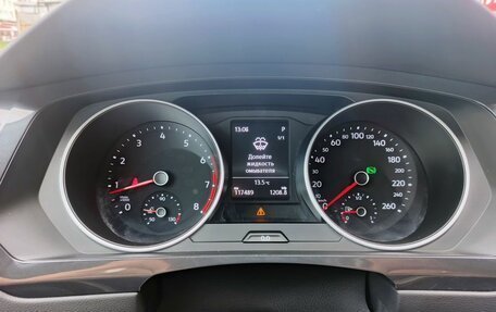Volkswagen Tiguan II, 2019 год, 2 590 000 рублей, 13 фотография
