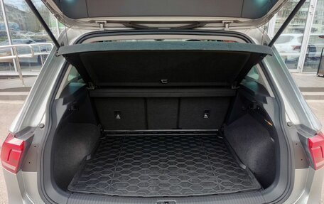 Volkswagen Tiguan II, 2019 год, 2 590 000 рублей, 12 фотография