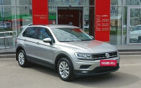 Volkswagen Tiguan II, 2019 год, 2 590 000 рублей, 3 фотография