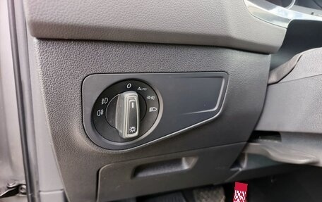 Volkswagen Tiguan II, 2019 год, 2 590 000 рублей, 17 фотография