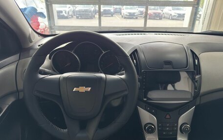 Chevrolet Cruze II, 2013 год, 849 900 рублей, 8 фотография