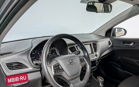 Hyundai Solaris II рестайлинг, 2019 год, 1 250 000 рублей, 16 фотография