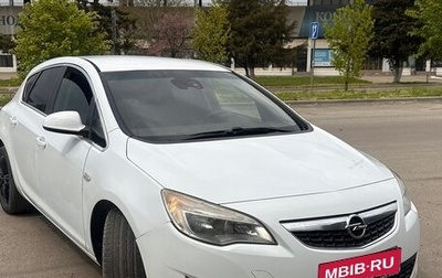 Opel Astra J, 2011 год, 650 000 рублей, 1 фотография