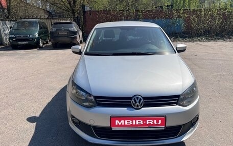 Volkswagen Polo VI (EU Market), 2013 год, 606 000 рублей, 1 фотография