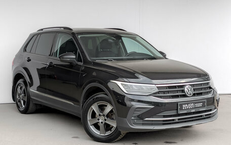 Volkswagen Tiguan II, 2021 год, 2 150 000 рублей, 3 фотография
