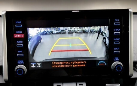 Toyota RAV4, 2021 год, 3 800 000 рублей, 24 фотография