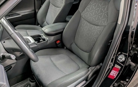 Toyota RAV4, 2021 год, 3 800 000 рублей, 20 фотография