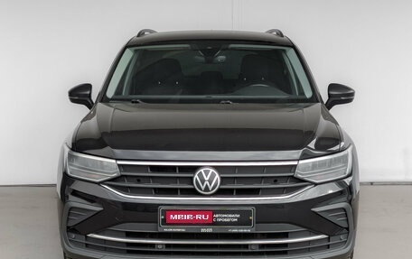 Volkswagen Tiguan II, 2021 год, 2 150 000 рублей, 2 фотография