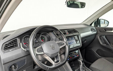 Volkswagen Tiguan II, 2021 год, 2 150 000 рублей, 16 фотография