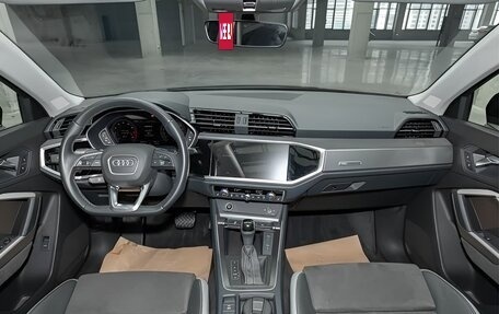 Audi Q3, 2022 год, 2 590 000 рублей, 10 фотография