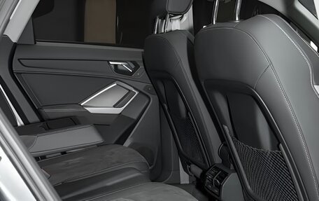 Audi Q3, 2022 год, 2 590 000 рублей, 18 фотография