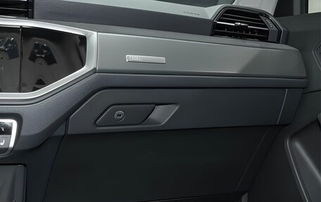 Audi Q3, 2022 год, 2 590 000 рублей, 19 фотография