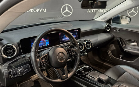 Mercedes-Benz CLA, 2020 год, 3 150 000 рублей, 15 фотография