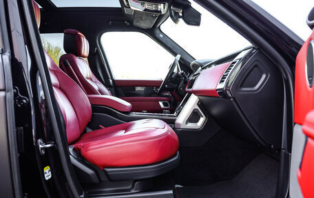 Land Rover Range Rover IV рестайлинг, 2019 год, 5 599 000 рублей, 28 фотография