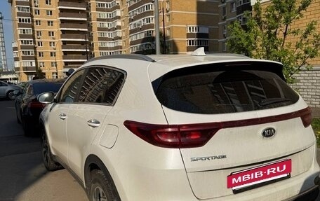 KIA Sportage IV рестайлинг, 2020 год, 2 340 000 рублей, 5 фотография
