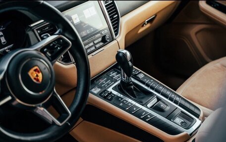 Porsche Macan I рестайлинг, 2018 год, 4 300 000 рублей, 3 фотография