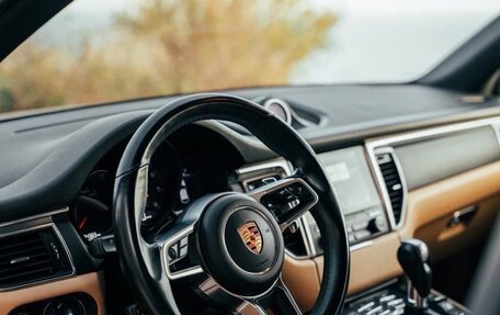 Porsche Macan I рестайлинг, 2018 год, 4 300 000 рублей, 4 фотография