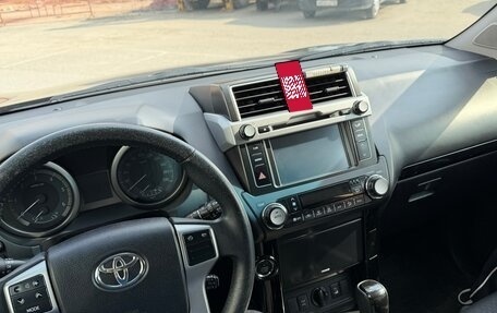 Toyota Land Cruiser Prado 150 рестайлинг 2, 2015 год, 3 780 000 рублей, 14 фотография