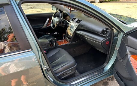 Toyota Camry, 2008 год, 900 000 рублей, 11 фотография