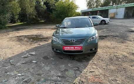 Toyota Camry, 2008 год, 900 000 рублей, 2 фотография